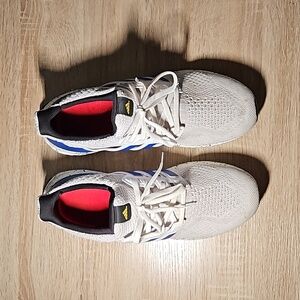 Adidas Ultra Boost 5.0 DNA Men's Size 9.5 US